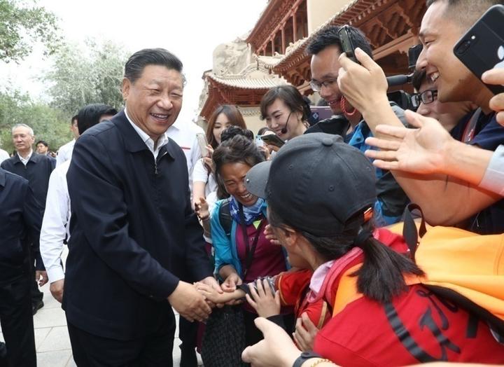 习近平甘肃行的4个难忘瞬间(1)