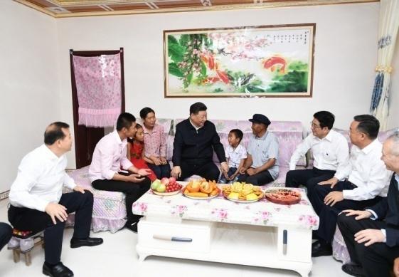 习近平甘肃行的4个难忘瞬间(3)